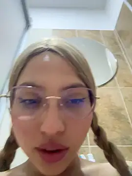 Ary1_'s cam snapshot