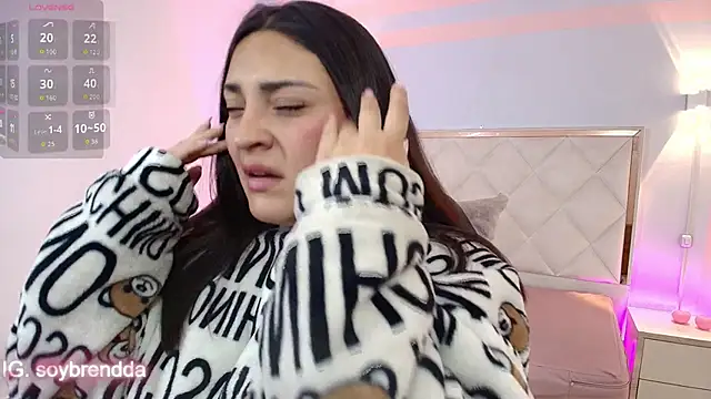 Brendda_tay live sex cam