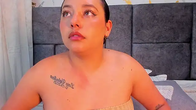 melanie_velle's cam snapshot