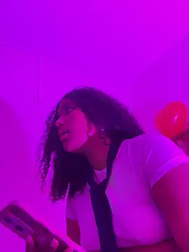 canelaa_sweet5's cam snapshot