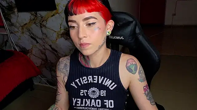 nova_kitttyy's cam snapshot