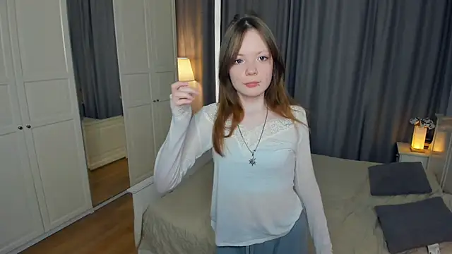 LavenderMitten's cam snapshot