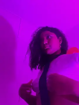 canelaa_sweet5's cam snapshot