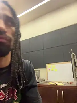 FavelaDaddyCum live sex cam