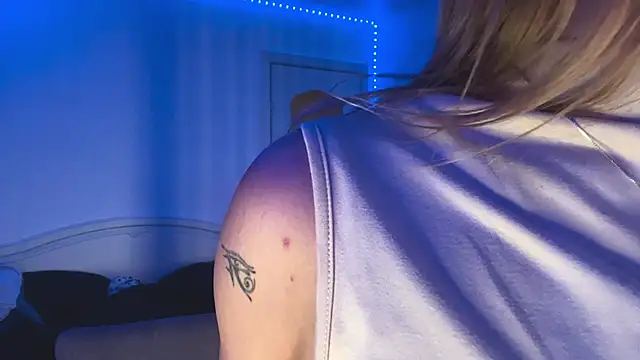 Stefifany's cam snapshot