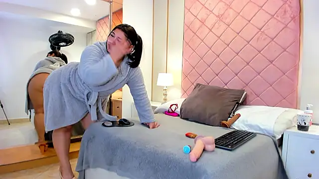 Issabella_Roa's cam snapshot