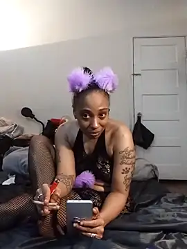 liteskinwifey_56's cam snapshot