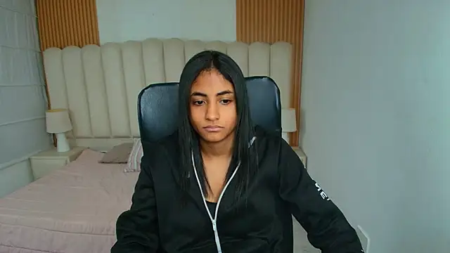 shaneelle live sex cam