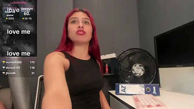 Nikki_and_Mayk live sex cam