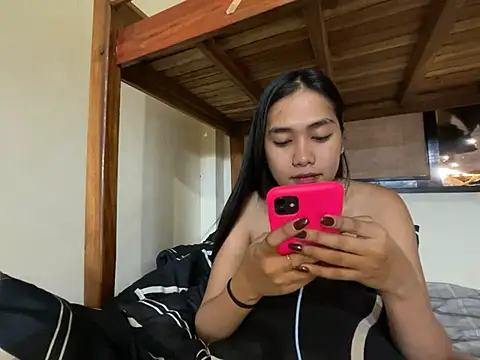 Mira_Janee live sex cam