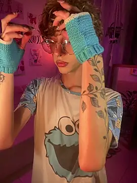 lyamthommpson live sex cam