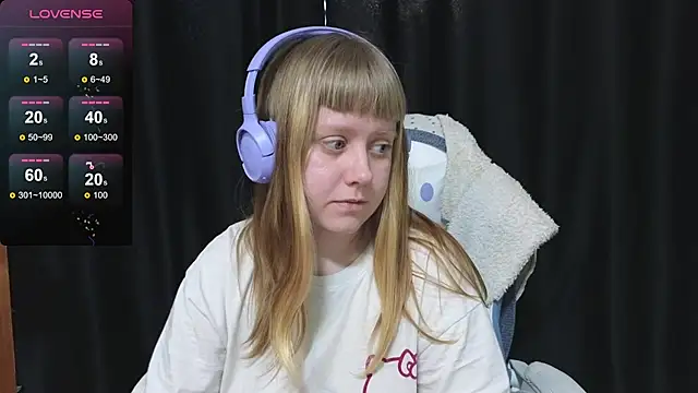 June_shy0 live sex cam