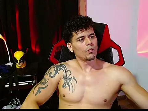 Logan0626 live sex cam