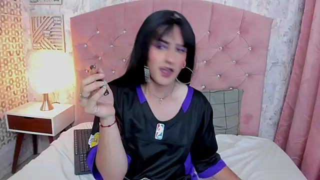 Miley_Cavendish live sex cam