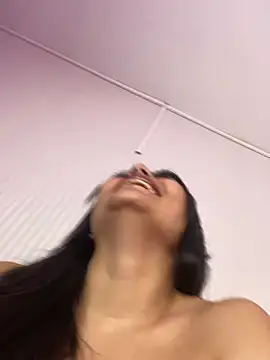 valeria_pink18's cam snapshot