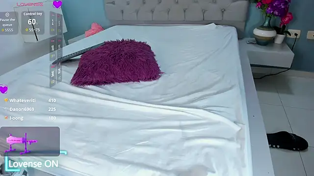 Valentina_Rujano live sex cam