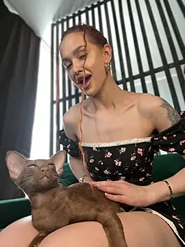 LittleFox___'s cam snapshot