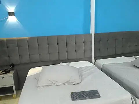 Melannyy__'s cam snapshot