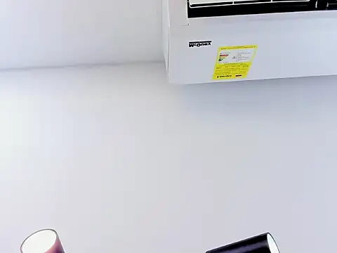 DaphneBlack's cam snapshot