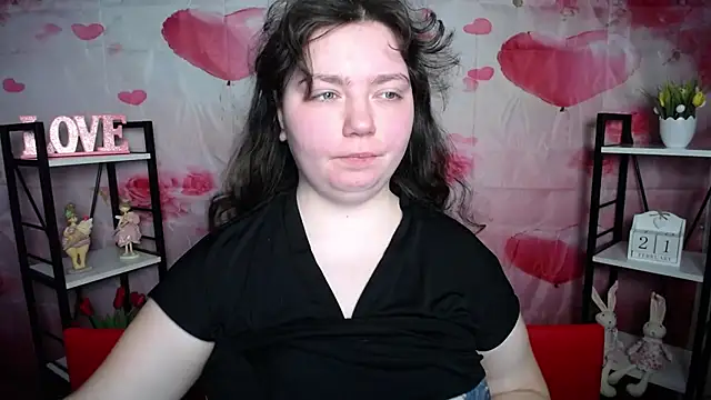 NeonilaLisova live sex cam