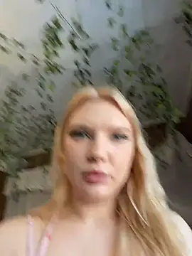 AmmyHot live sex cam