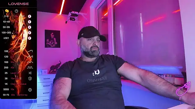 HAIR-MAN's cam snapshot