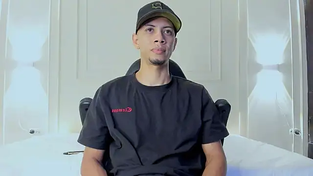 Jordan_Crew's cam snapshot