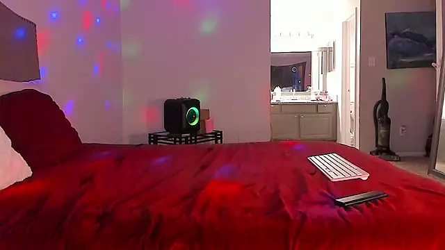 yiauana live sex cam