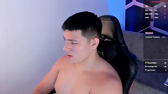 JamesCr_ live sex cam