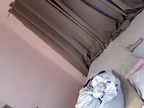 temptresses28 live sex cam