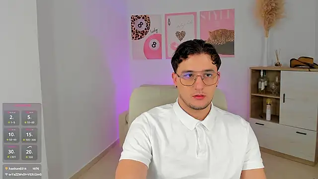 Massimo_Fiore's cam snapshot