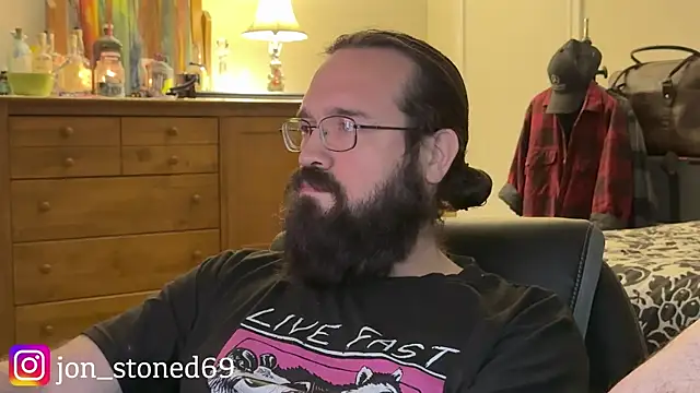 beardedfantasydaddy's cam snapshot