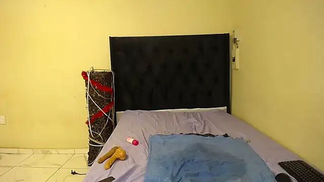 sexydiamond15's cam snapshot