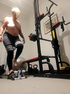 PinkTheHawk live sex cam