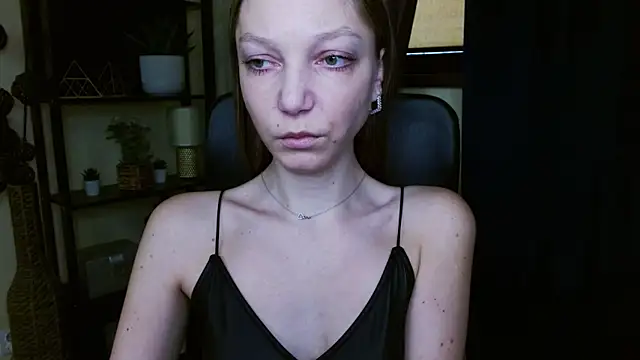 EmillyPlay live sex cam