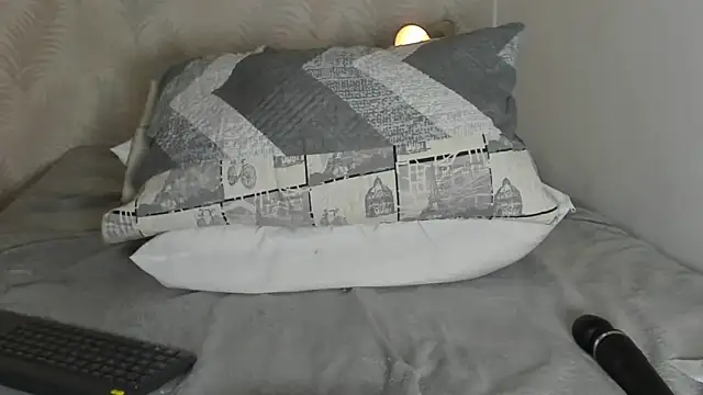 elissaWhite live sex cam