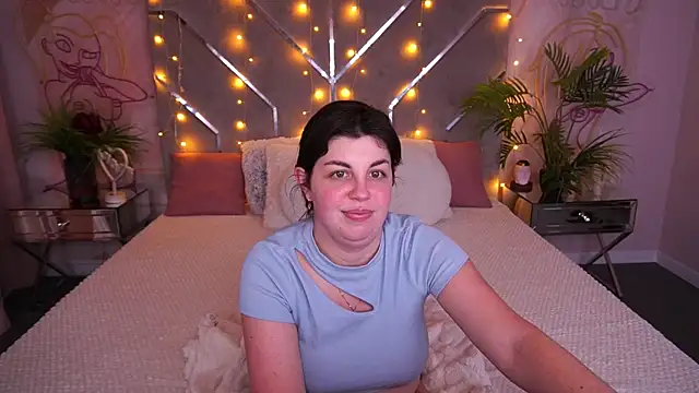 MirandaWong live sex cam