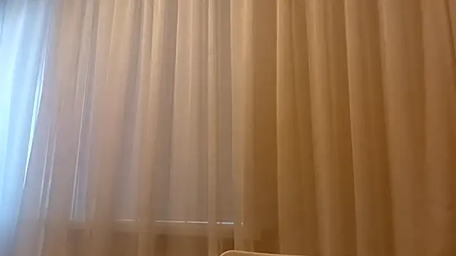 CrackShirker's cam snapshot