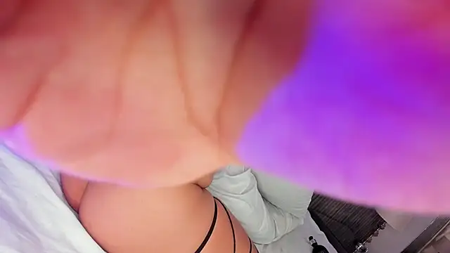 SarahRizof's cam snapshot