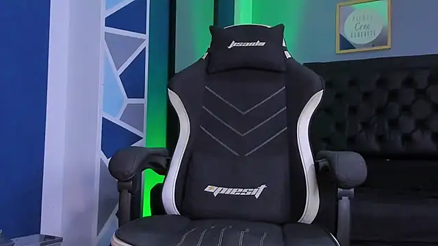 alex_oficial's cam snapshot