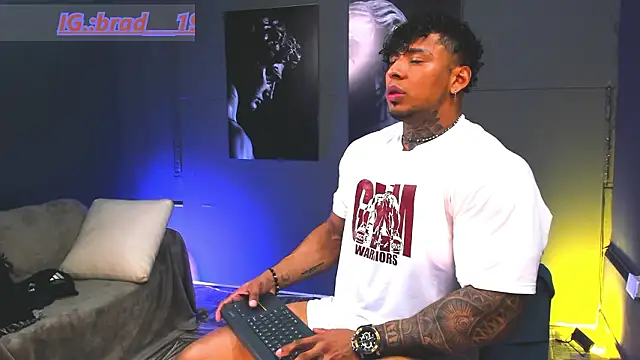 bradley_smith live sex cam