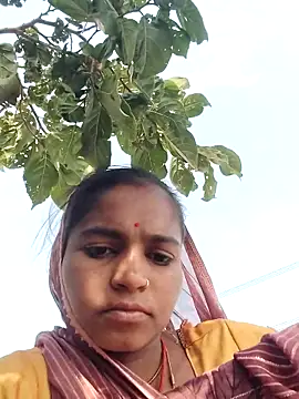 Gungun_thakur live sex cam