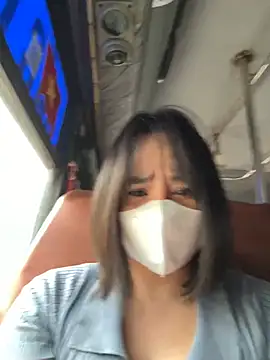 May-Squirt live sex cam