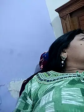 Cute-Janvi20 live sex cam