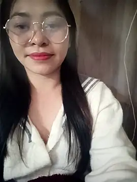 Caniroom_bia's cam snapshot