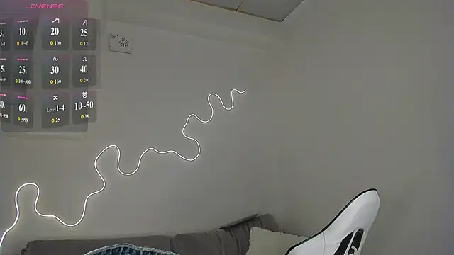 bella_xx__'s cam snapshot