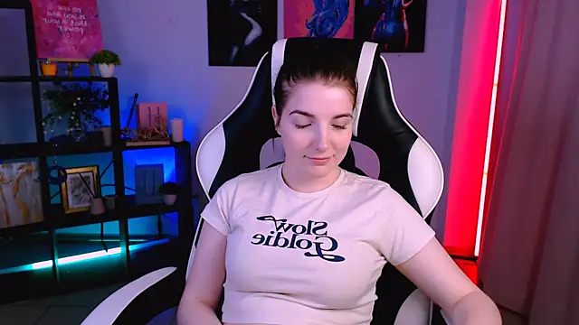 AliceChanel's cam snapshot