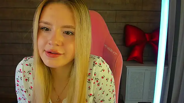 MilanaBalmain live sex cam