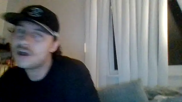 Tallhungandcloudy live sex cam