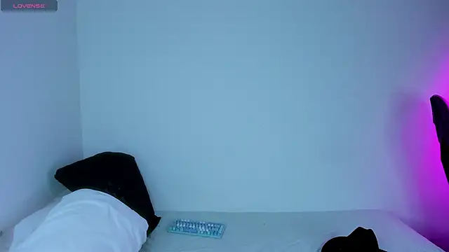 juana_glow's cam snapshot